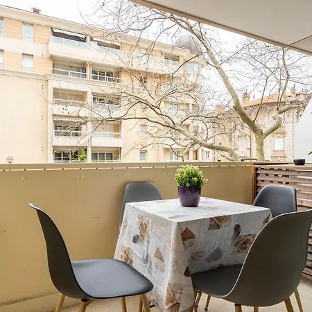 Lägenhet Le Roxane Joli Cocon Avec Petite Terrasse *