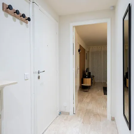 Le Roxane Joli Cocon Avec Petite Terrasse Lägenhet Cannes
