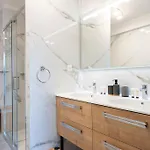 Le Roxane Joli Cocon Avec Petite Terrasse Appartamento Cannes